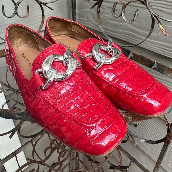 Donald Pliner Women's Bristol Chain Embossed Loafers - Picture 6 of 6
